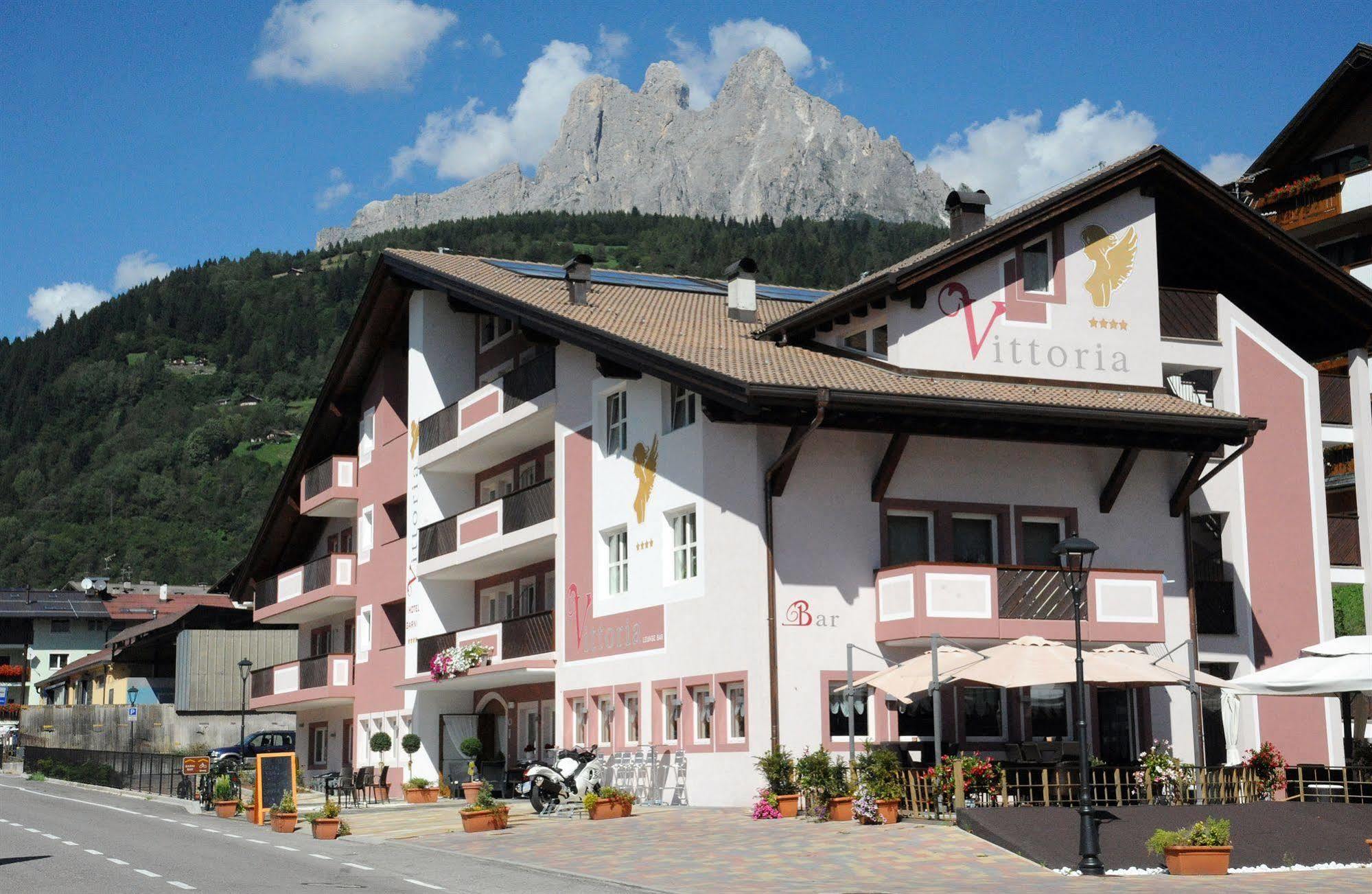 Hotel Garni Vittoria Fiera Di Primiero Exterior photo
